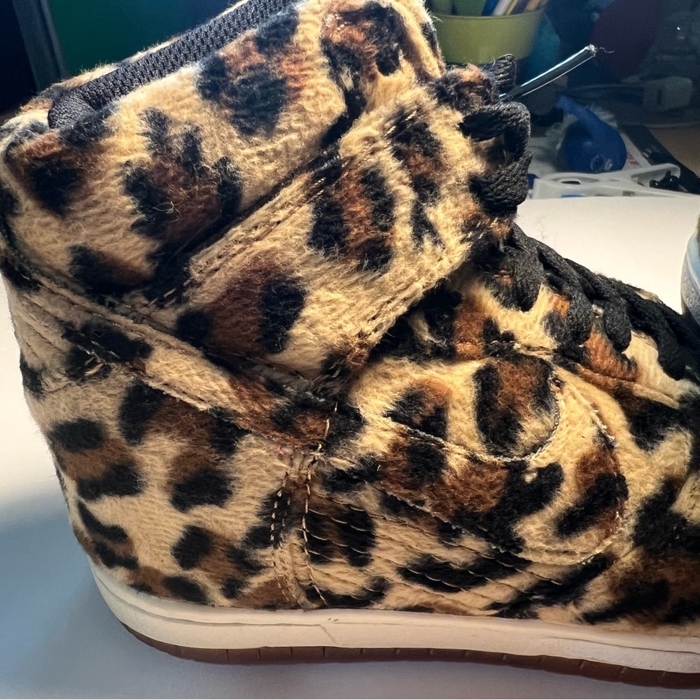 Rare Nike Sky Hi Hidden Wedge Animal Hair Leopard / Cheetah sz 5 ladies | 3.5 Y